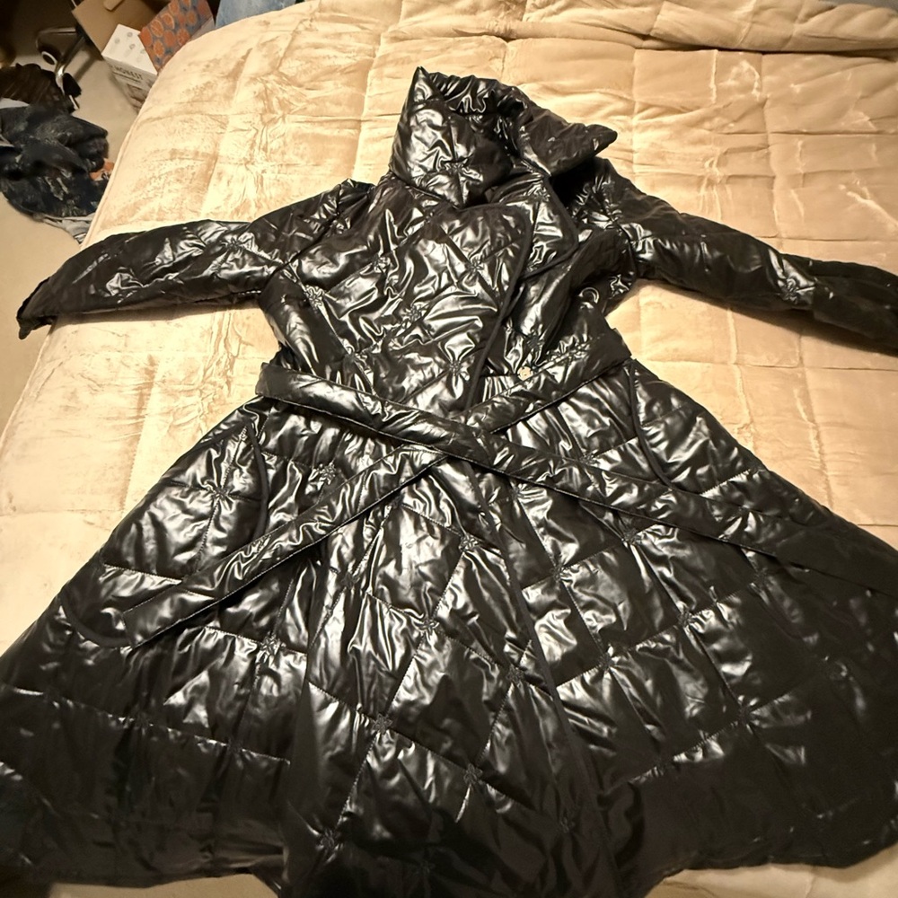 Women's Shiny Black Puffer Coat